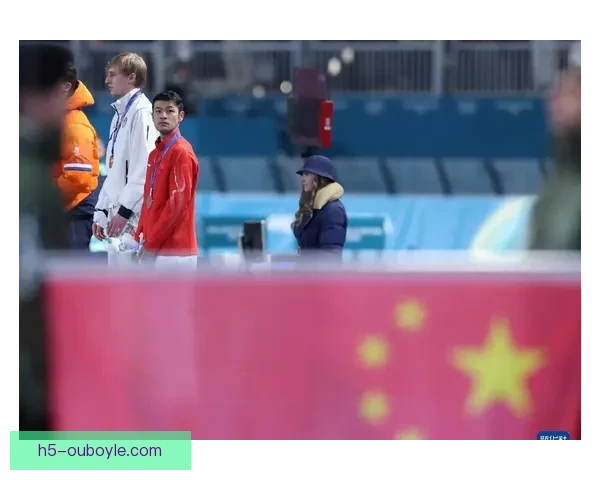 宁忠岩夺冠披国旗落泪拥抱李琰